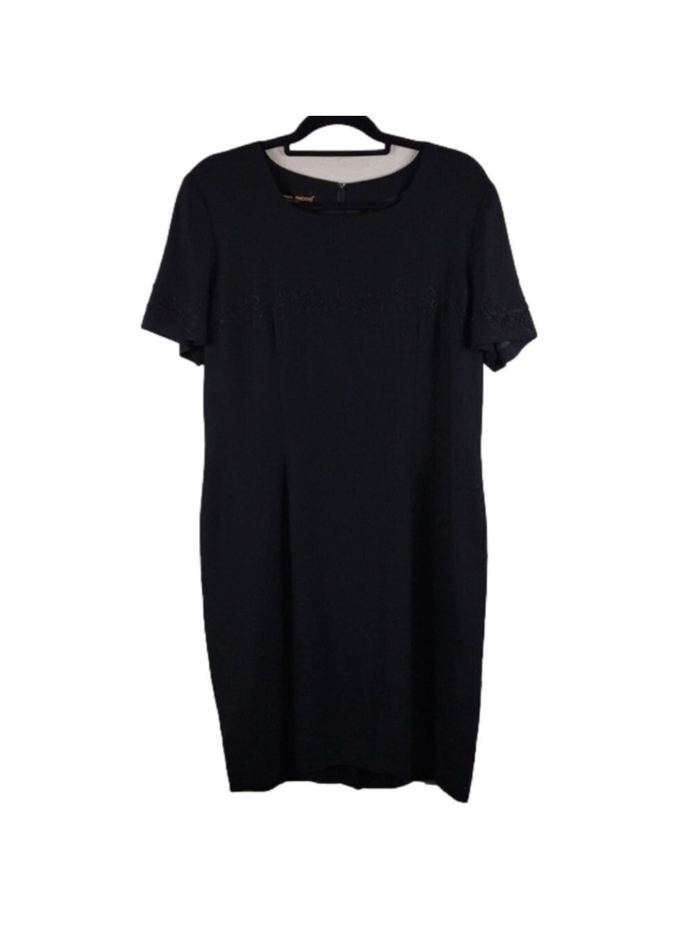 Donna Ricco New York Black Floral Embroidered Boat Neck Short Sleeve Shift Dress